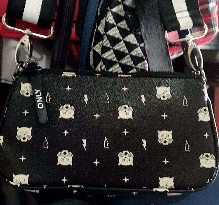 Only sling bags shop