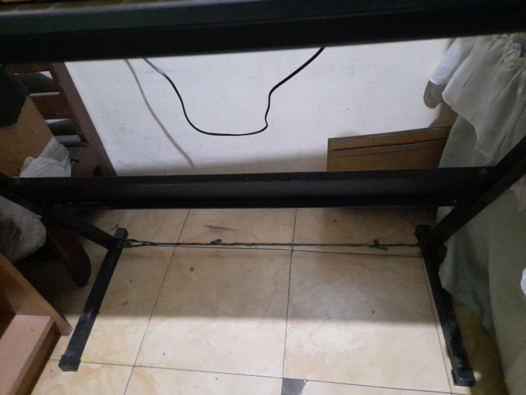 Organ/Keyboard with Stand (Category: Musical Instruments) located in Quezon City. Submitted by mylsyu (Listing ID 1219869532, Image 3). Description: F O R S A L E : 📌Organ/Keyboard with stand 📌All keys are working good 📌Electric Power 📌Removable on the stand 📌Rarely used 📍 ISSUES: 📌Both edges (left&right) of keyboard has crack or broken, pls. see 2 last pics. 📌PAYMENT VIA GCASH 📌PRICE NEGOTIABLE - Shipping fee charged to buyer.