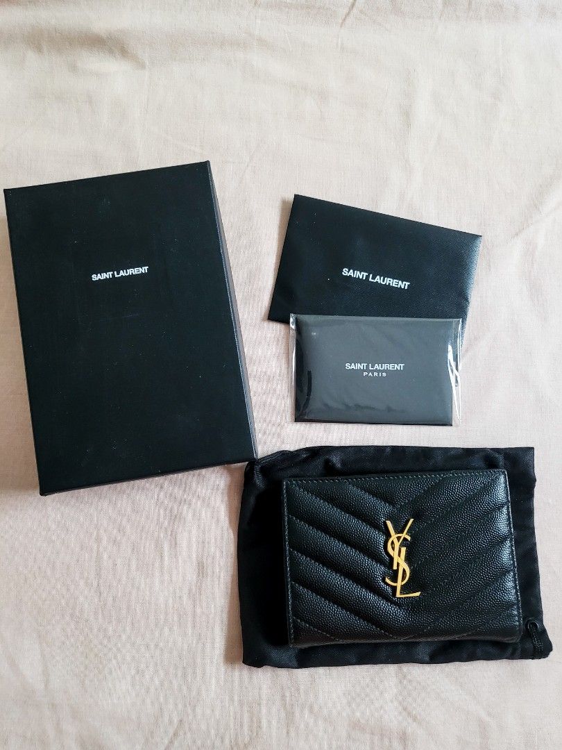 Saint Laurent Cassandre Matelass Zipped Bi Fold Wallet