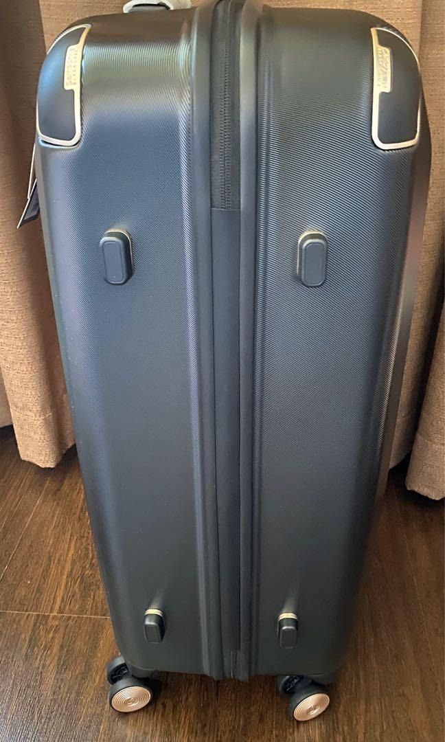 SAMSONITE BLACK LABEL HAMPTON 68 25 SPINNER BLACK Fixed price Hobbies Toys Travel Luggage on Carousell