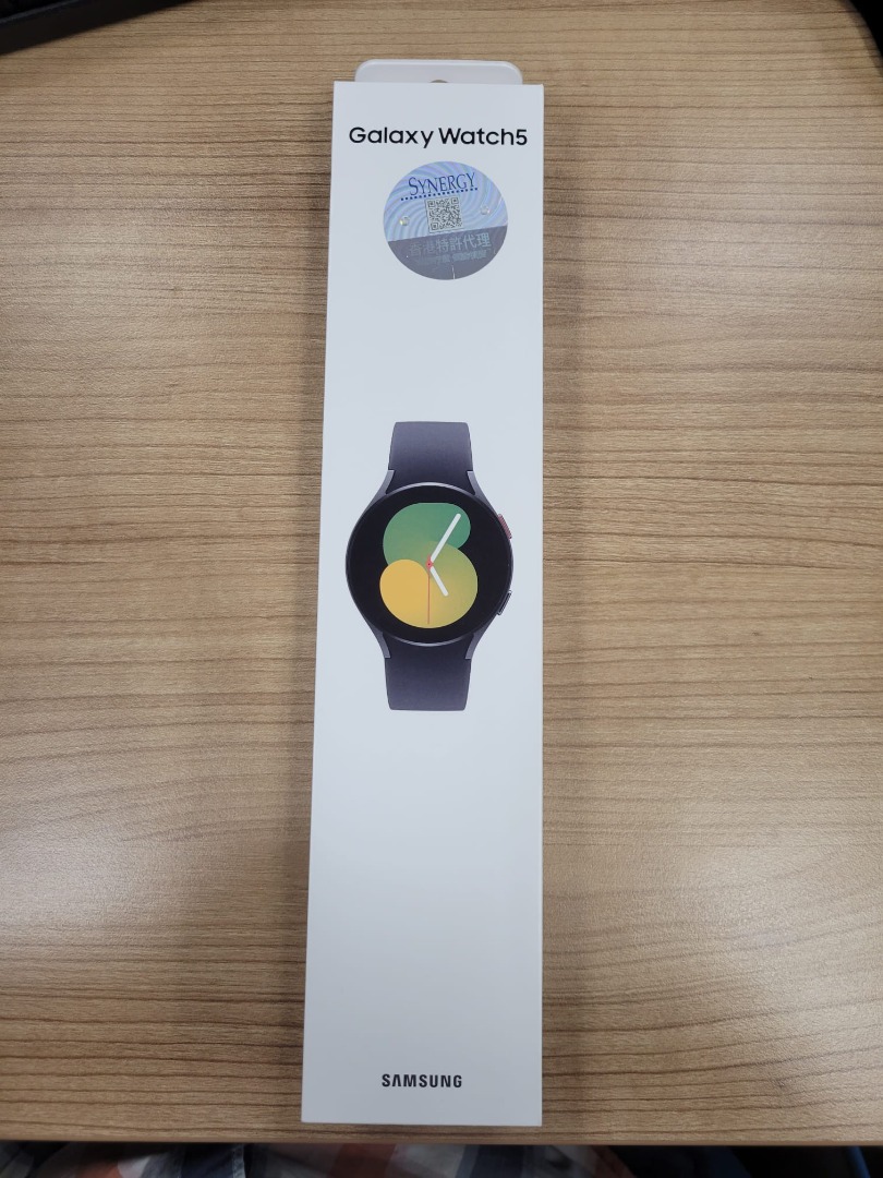 Samsung 三星Galaxy Watch5 40mm (藍牙) SM-R900, 名牌, 手錶- Carousell