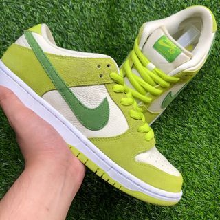 SB Dunk Low ‘Green Apple’