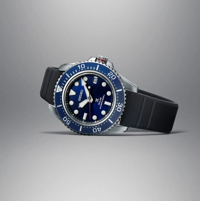 seiko compact solar diver