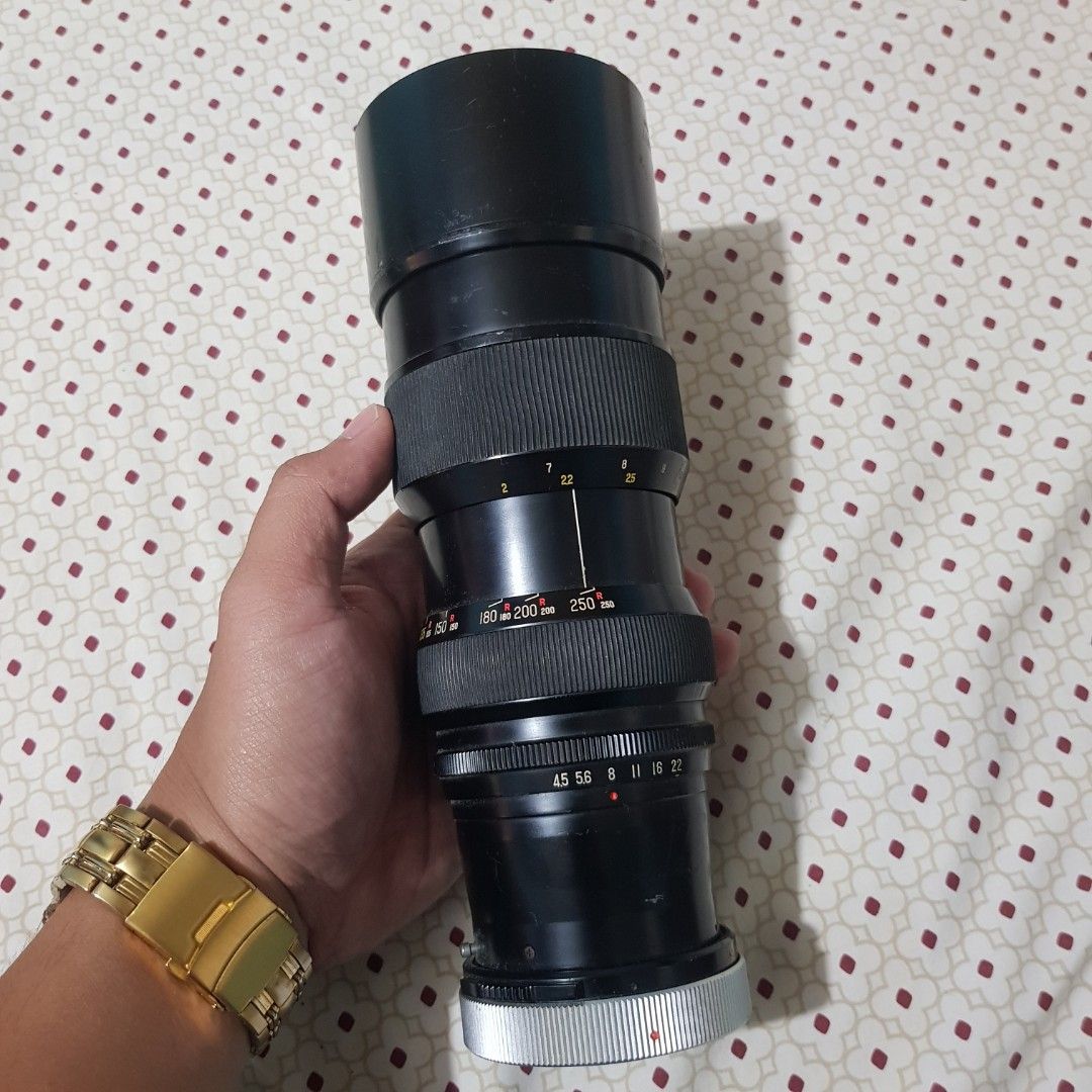 SUPER KOMURA ZOOM LENS 1:4.5 f=90-250mm, Photography, Lens  Kits on  Carousell