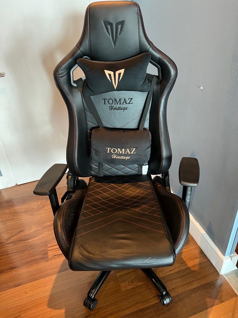 Tomaz Gaming Chair, Furniture & Home Living, Furniture, Chairs on Carousell