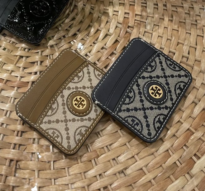 Tory Burch T Monogram Jacquard Card Case, Women's Fashion, Bags & Wallets,  Wallets & Card holders on Carousell