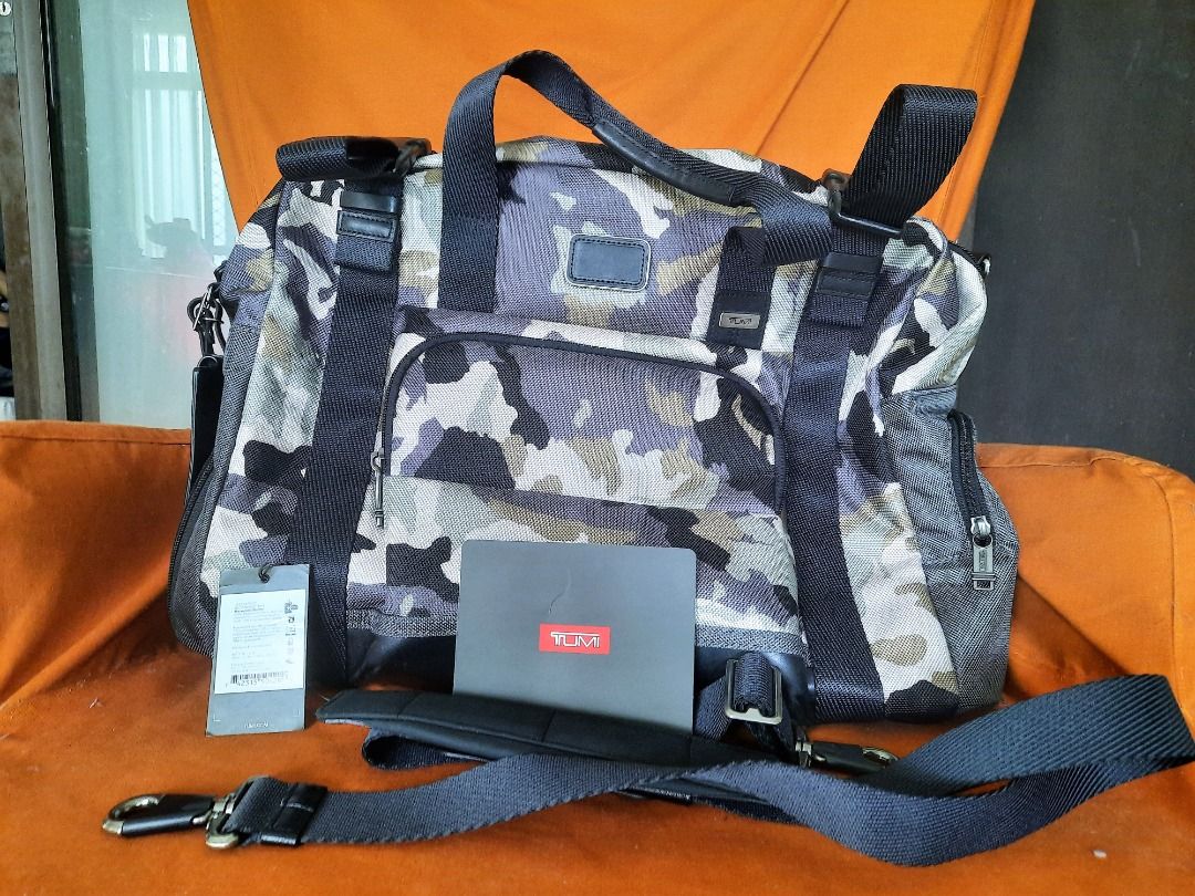 Tumi Harwood Duffle Bag Luxury Bags Wallets on Carousell