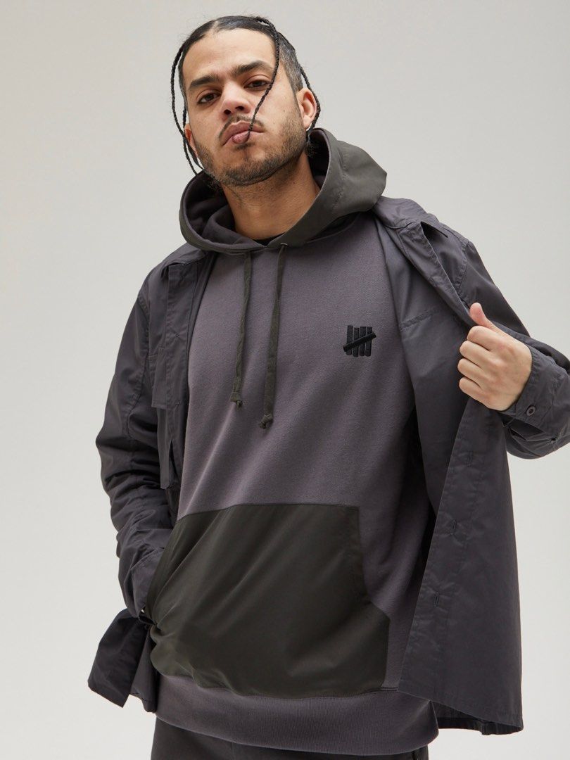 Undefeated icon outlet pullover hoodie