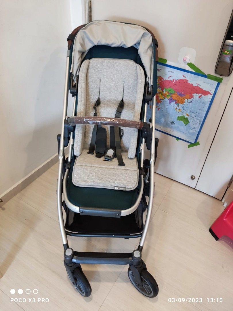 UPPAbaby CRUZ V2 Stroller FINN deep sea silver chestnut leather