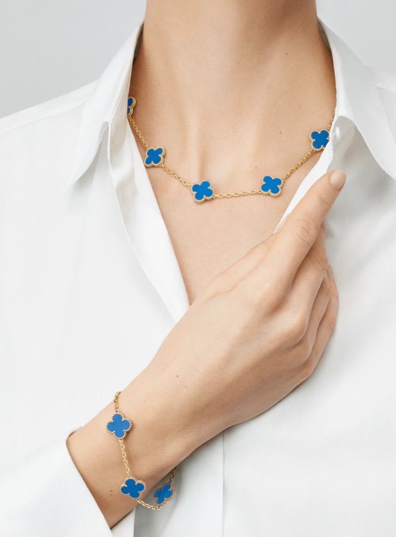 Van cleef blue agate shop bracelet