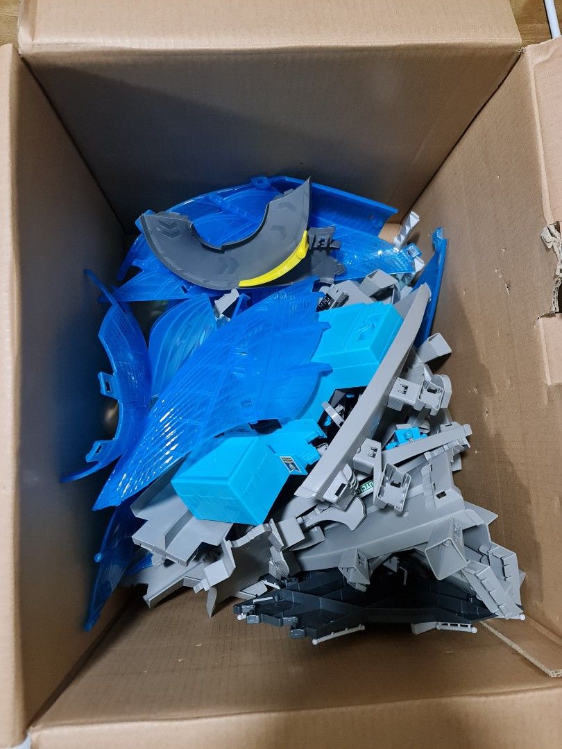 Vanity sink Furniture & Home Living, Bathroom & Kitchen