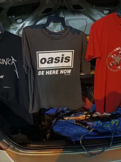 Vintage 90s oasis be here now