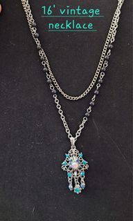 VINTAGE Necklace