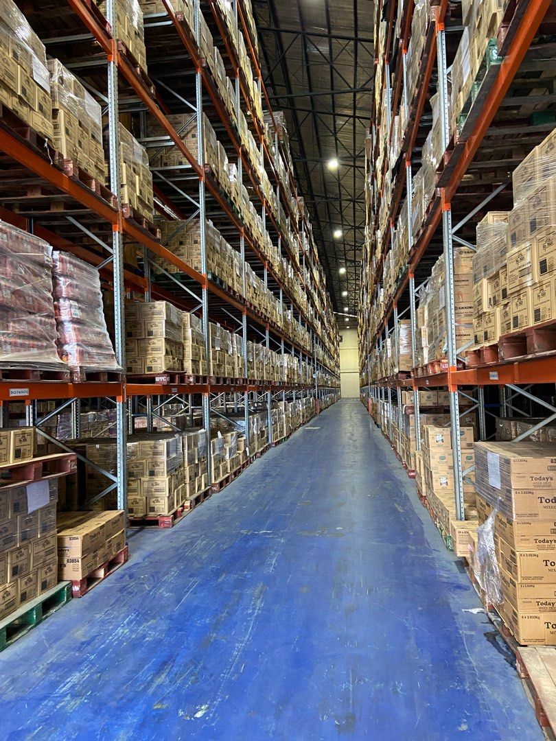 Warehouse in Pasig For Lease (Category: Commercial) located in Manila. Submitted by ADB.Realtor (Listing ID 1153690985, Image 2). Description: FOR LEASE! Warehouse in Pasig Available: 15,000 sqm. or 18k pallets positions extendable in the next few years. With high ceiling (14 meters) Elevated warehouse (1.2 meters) With Office, Toilets and Baths Ideal for Storage/ Logistics Huge parking space suited for Trailer trucks 3 phase Not flooded area Wit