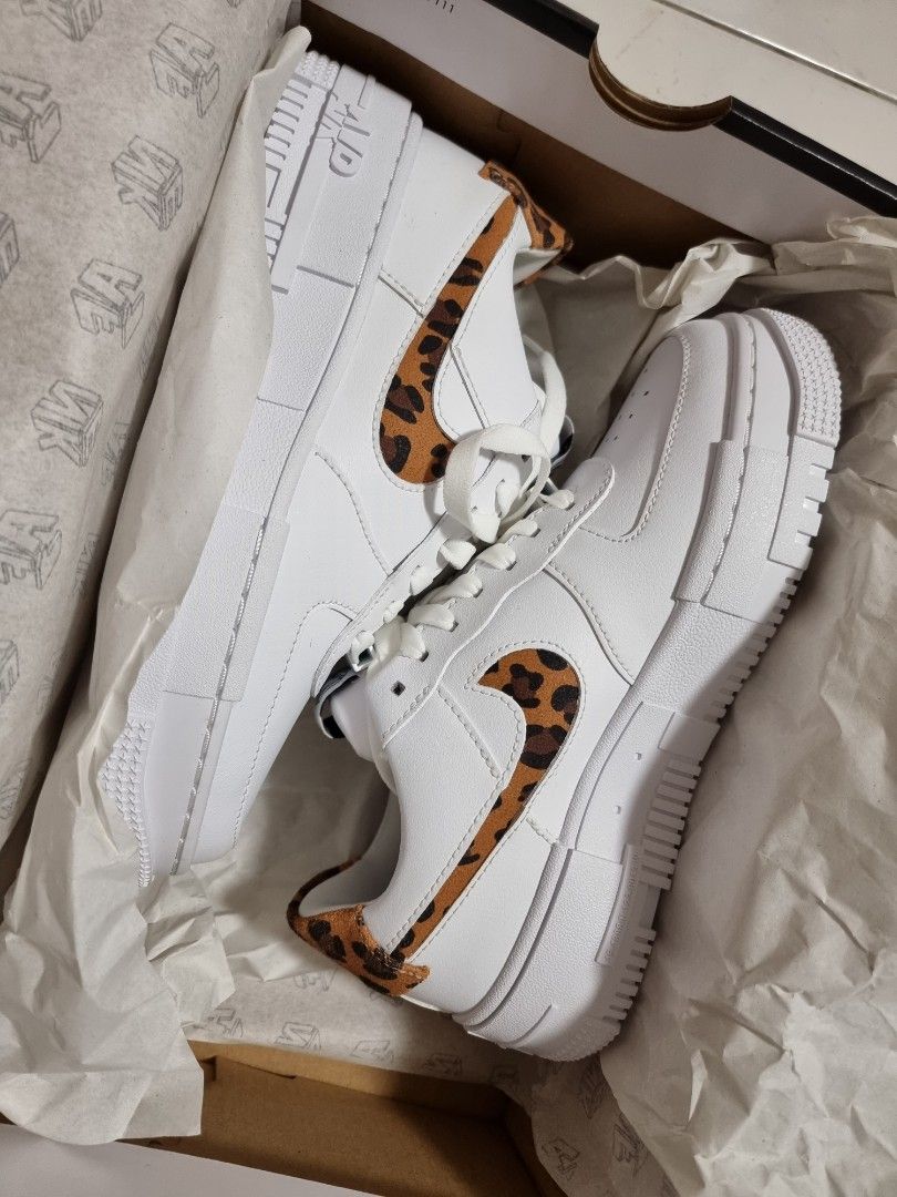 Nike air force pixel se 2025