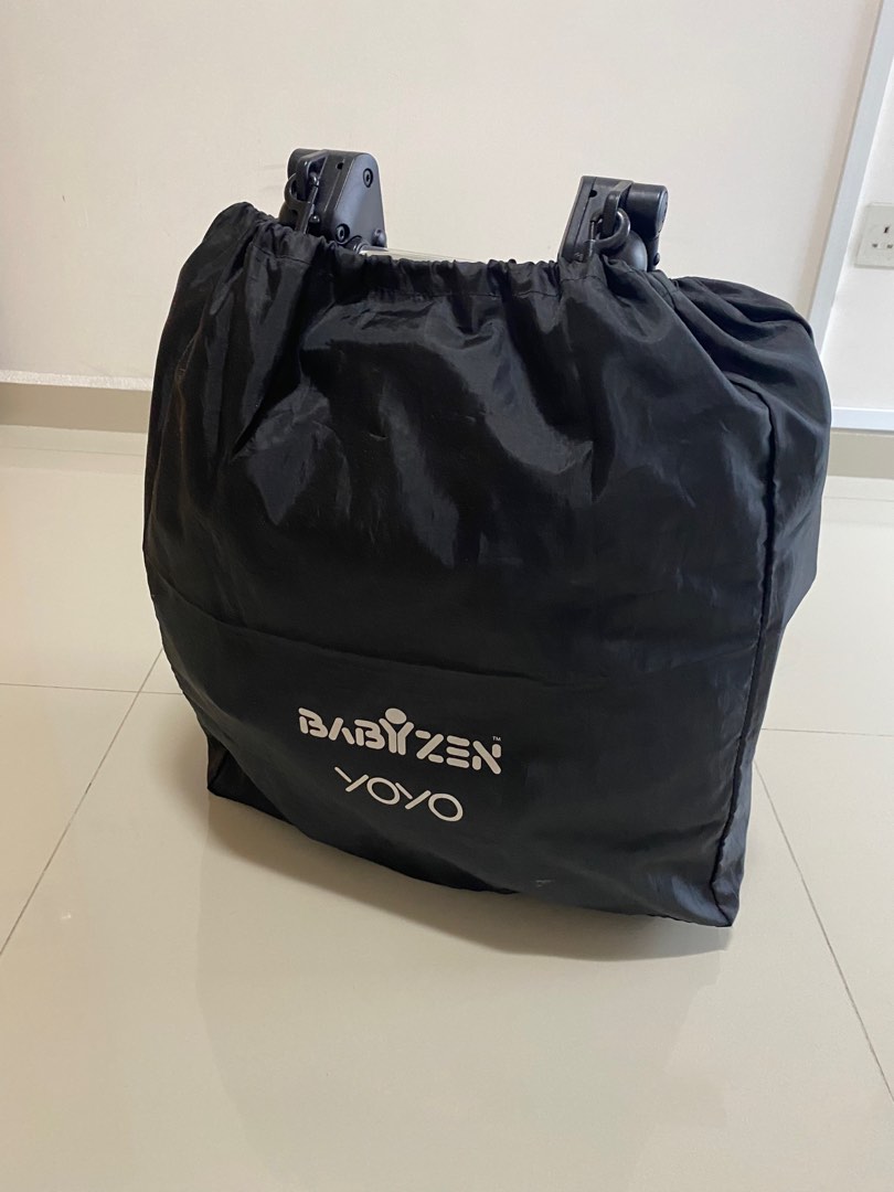 Yoyo strollers, Babies & Kids, Going Out, Strollers on Carousell