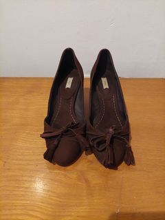 Zara round toe heels size 36