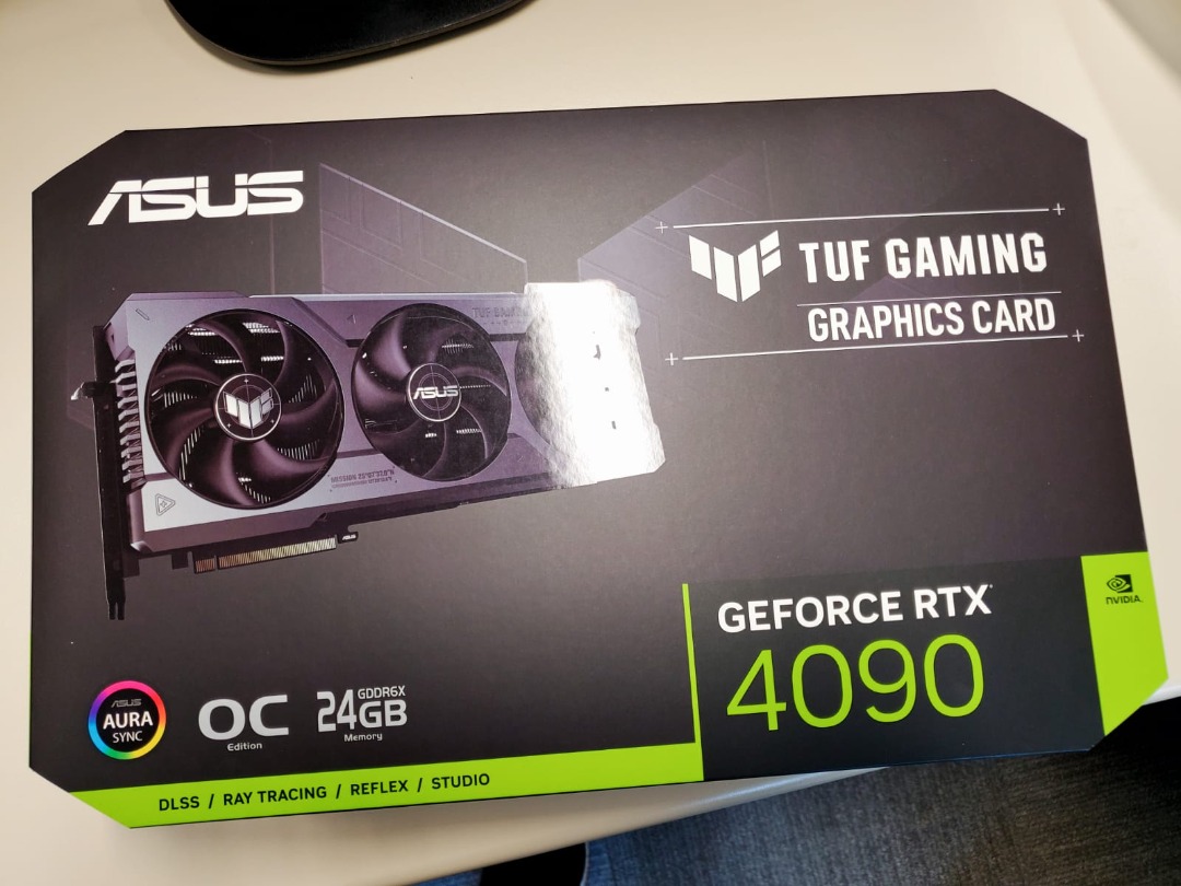 春先取りの 新品未開封 TUF Gaming GeForce RTX 4070 Ti OC版 PCパーツ