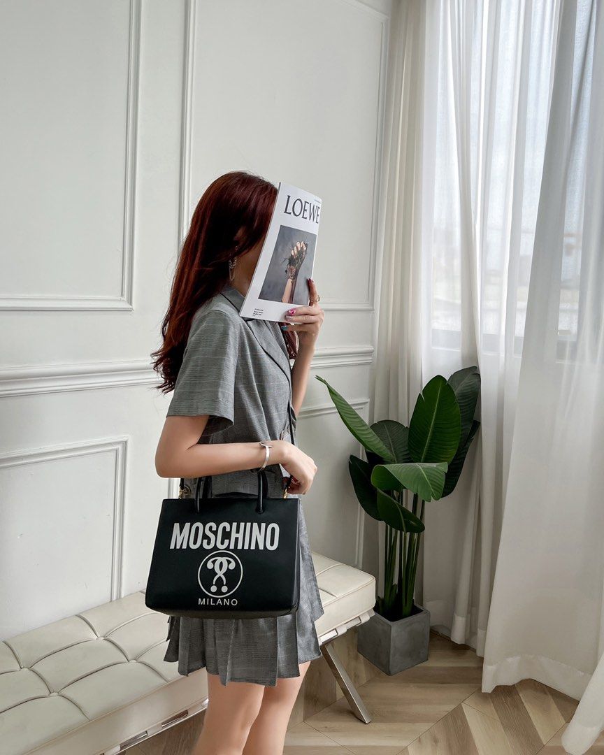 Moschino logo deals tote bag
