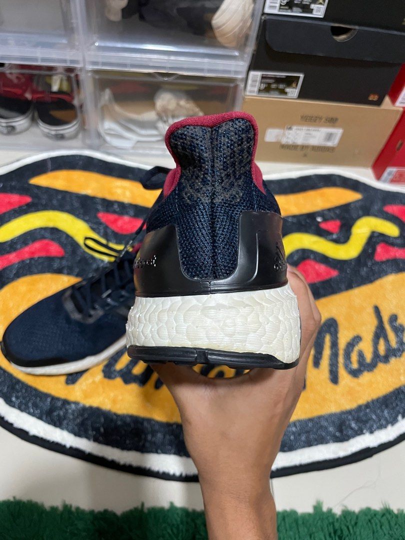Ultra boost store st core black