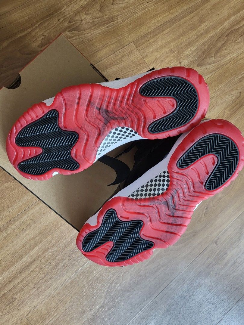 Deadstock jordan sale 11