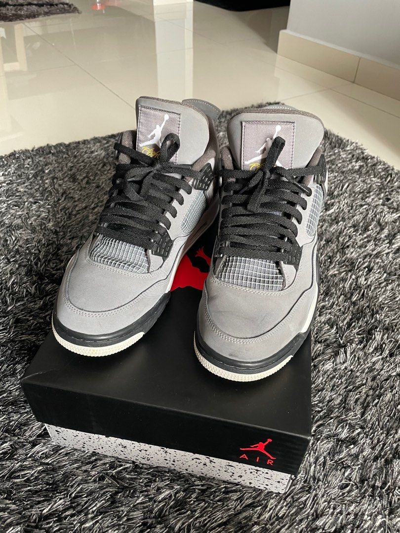 Jordan 4 cool store grey black laces