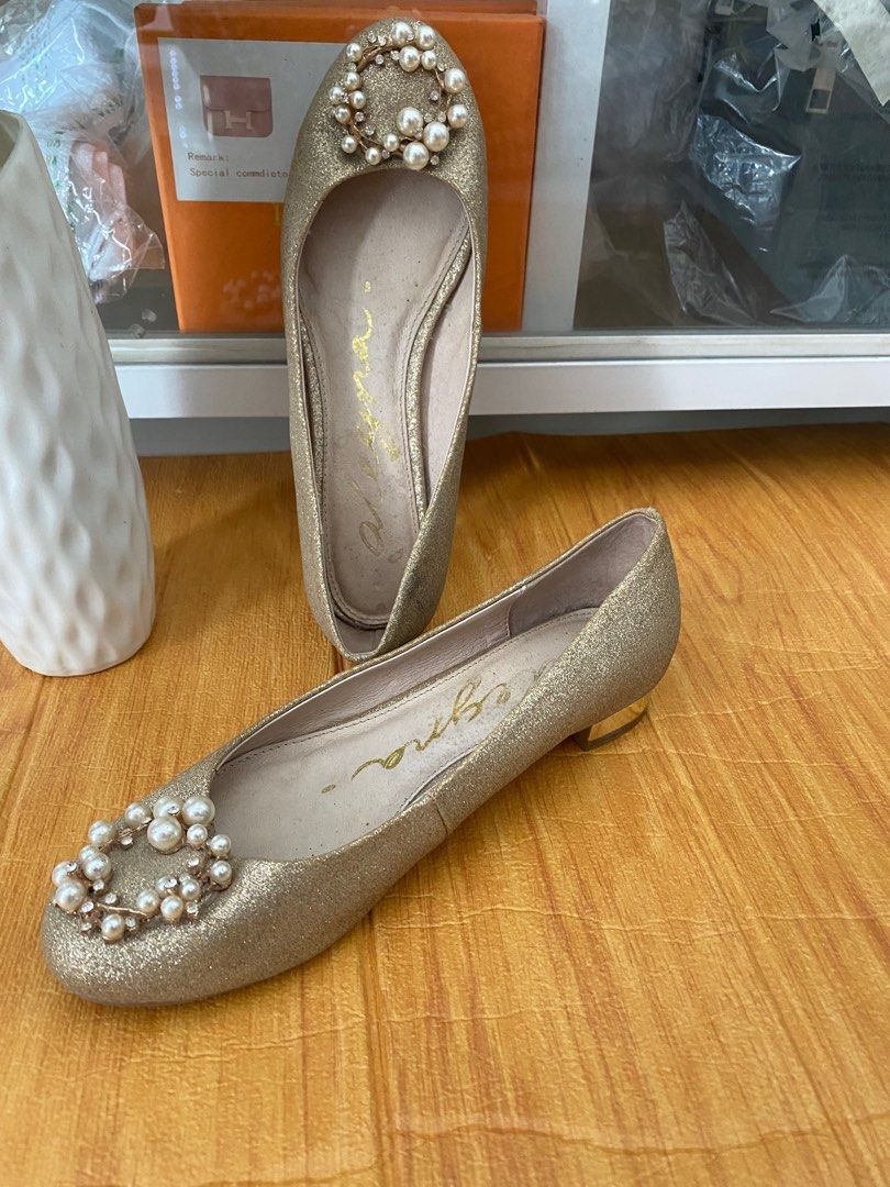 Alegra Gold Doll shoes with half inch heel on Carousell
