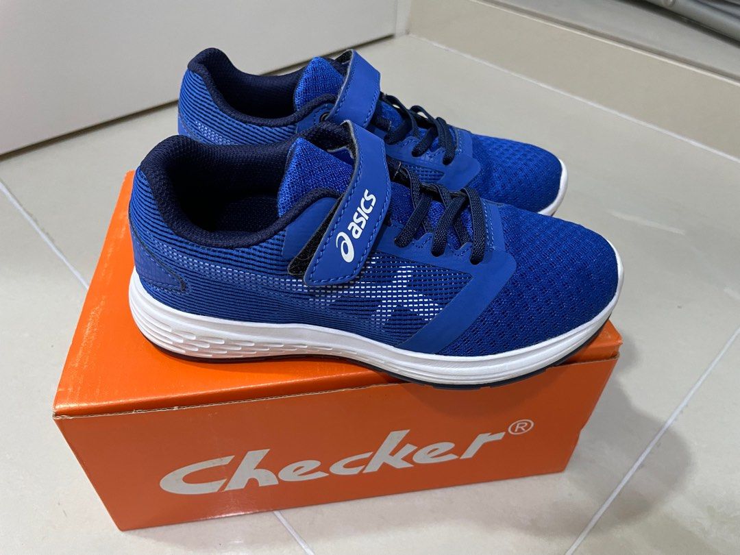 asics kids running shoes 19.5cm, Babies & Kids, Babies & Kids Fashion