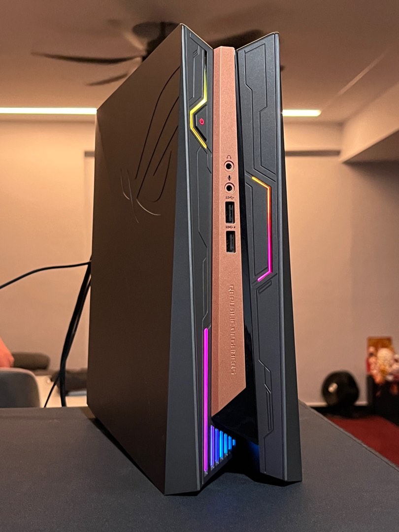 ASUS ROG GR8 II SFF Gaming Desktop Computer PC CPU Processor intel i7