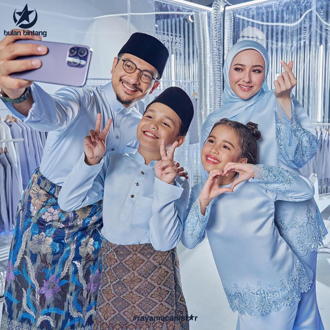 Baju Raya Bulan Bintang, Women's Fashion, Muslimah Fashion, Baju Kurung