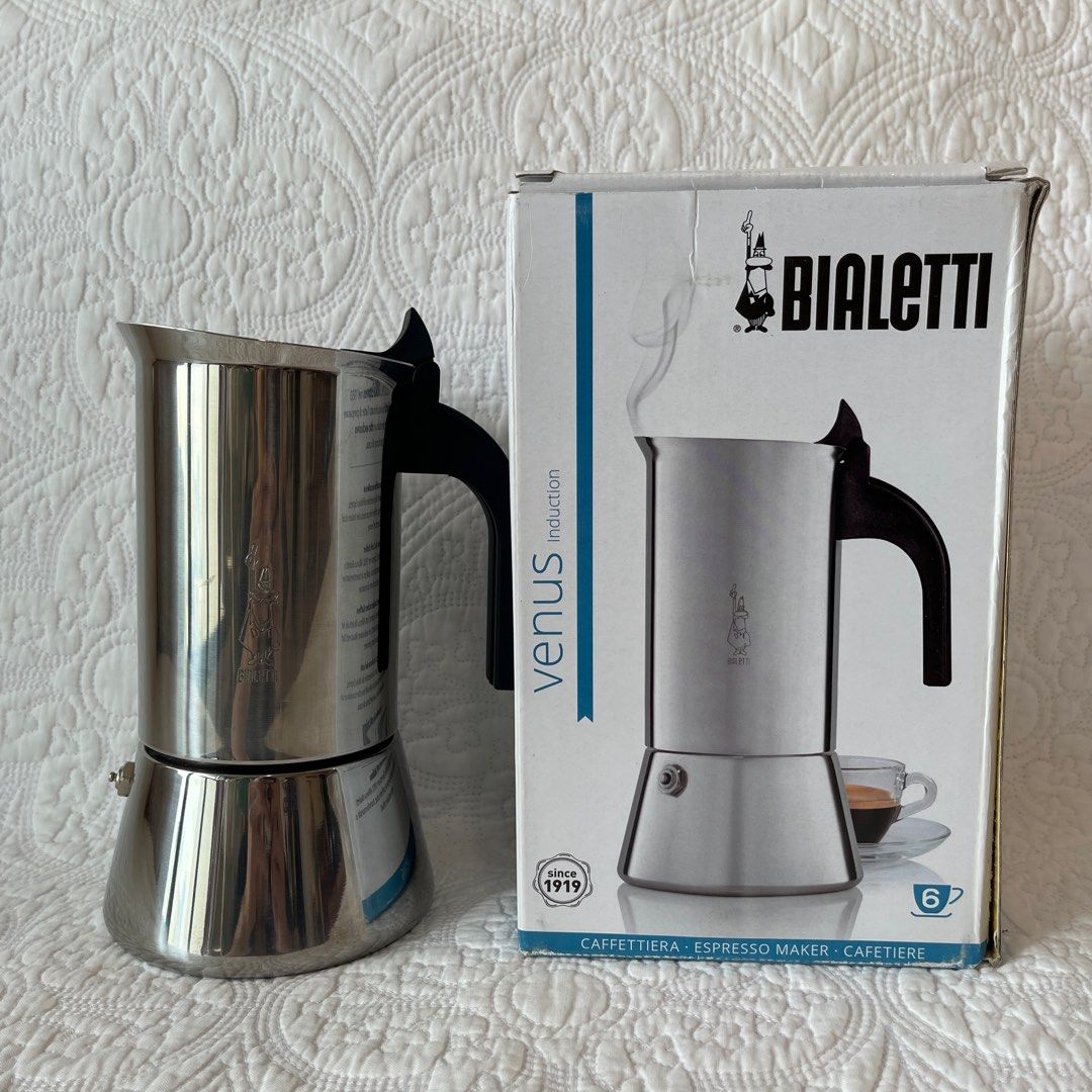 Bialetti Venus Coffee Moka Pot (6 Cups), TV & Home Appliances, Kitchen Appliances, Coffee