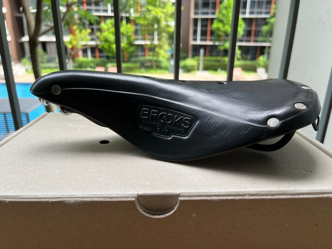 brooks saddle proofide