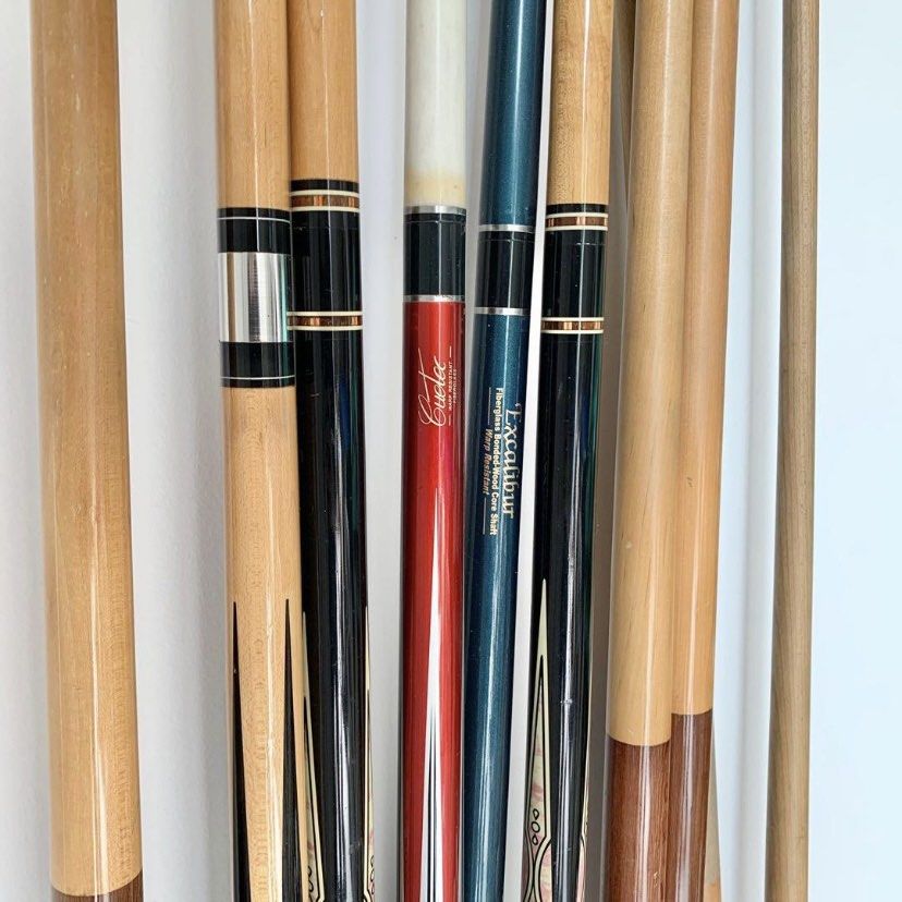 Brunswick Contender: 8ft pool table (8 feet pool table), Sports