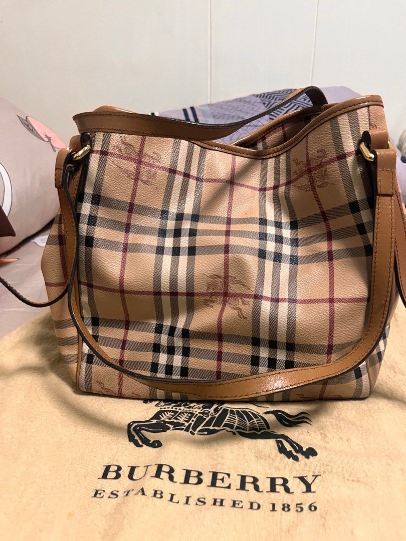 Burberry Original, Women's Fashion, Bags & Wallets, Tote Bags on Carousell