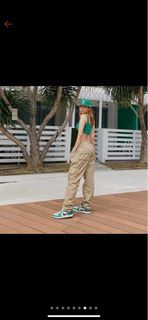 Khaki Cargo Pants Small