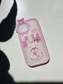 Cartoon Pig Phone Case / IPhone 13