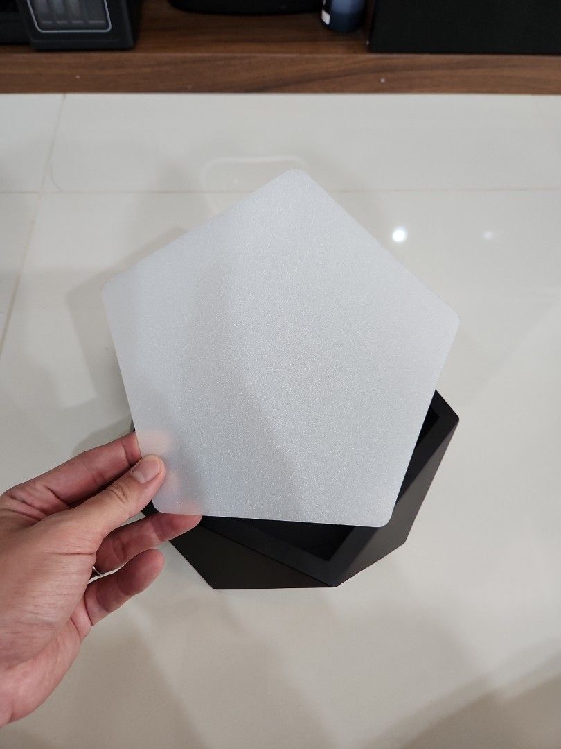 Ceiling Lighting (Category: Lighting) located in Singapore. Submitted by garrish (Listing ID 1220007632, Image 2). Description: Bought extra and it is totally brand new. Self Collect at Punggol area..