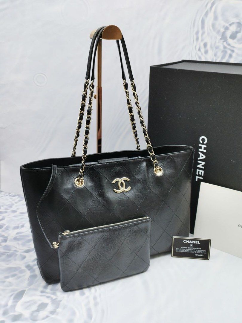 CHANEL LARGE CALFSKIN LEATHER SHOPPING BAG WITH POUCH -FULL SET