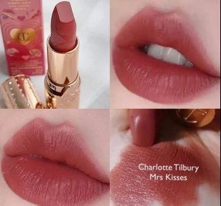 Charlotte Tilbury Matte Revolution Lips in Mrs Kisses