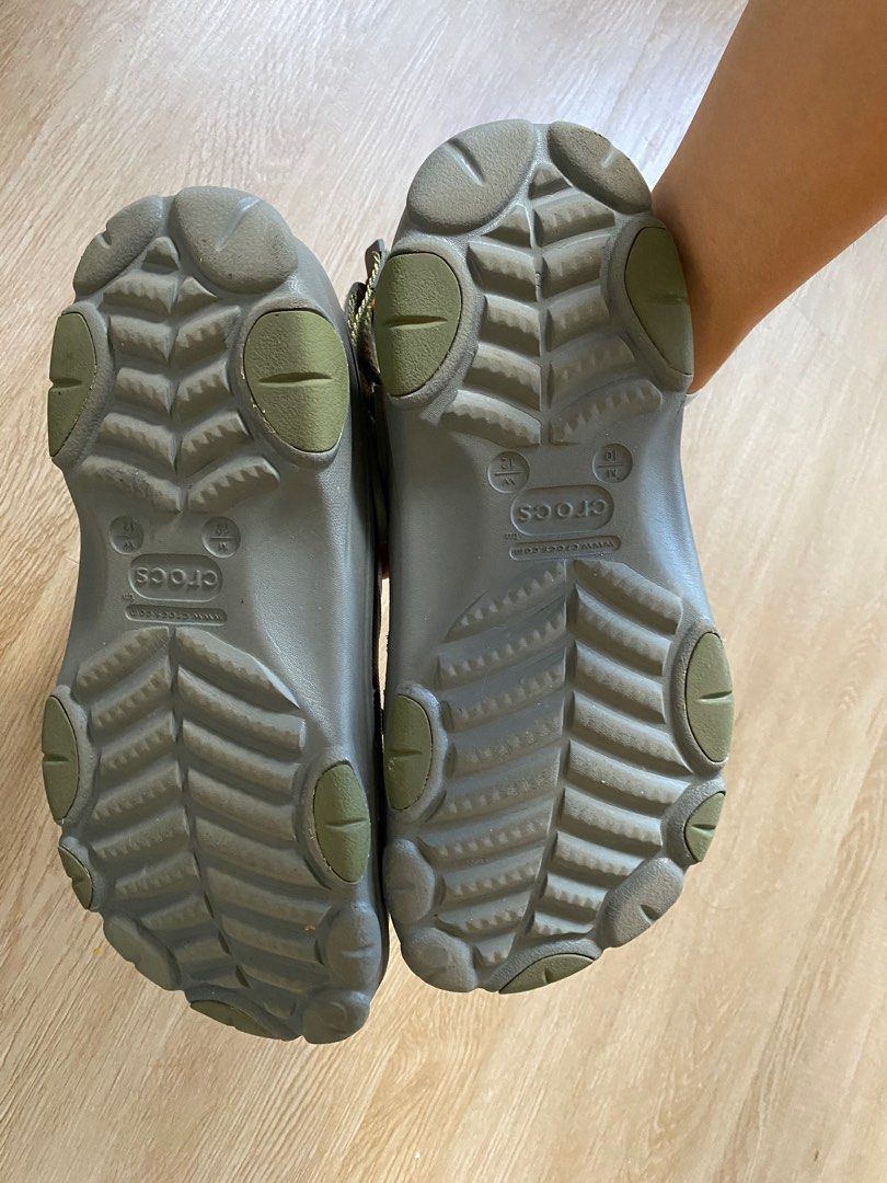 Mens clearance 13 crocs