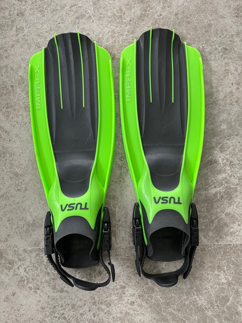 Diving Fins, Sports Equipment, Sports & Games, Water Sports on Carousell