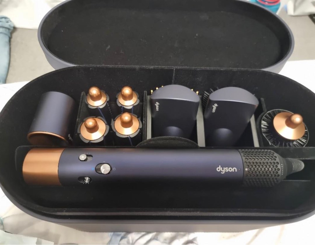 (Warranty Dec 2023) Dyson Airwrap Complete Set, Beauty & Personal Care, Hair on Carousell