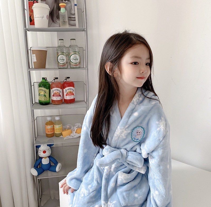 Elsa bathrobe 2025