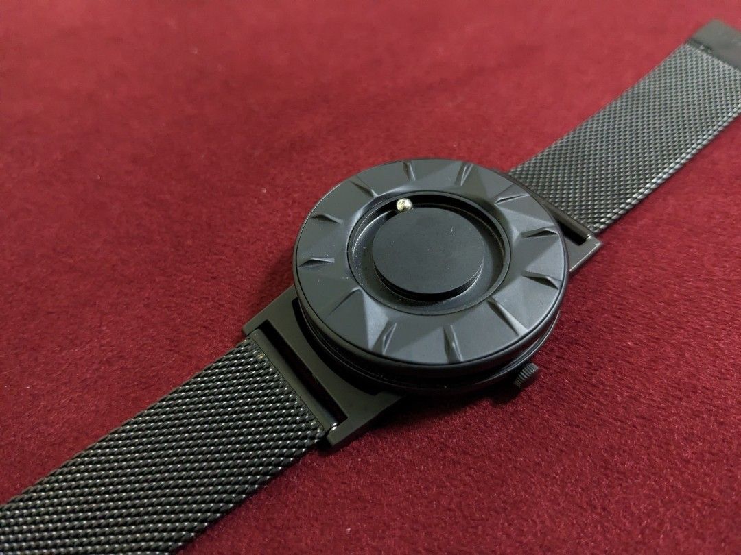 Eone bradley element black store