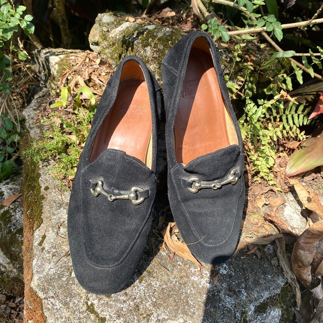Firenze Atalier (Category: Loafers) located in Malaybalay. Submitted by mattokit21 (Listing ID 1219995887, Image 3). Description: Firenze Atalier Loafers Fits 7 mens NO BOX Still in very good condition Color rate 9/10 (color may vary due to lighting) DM to purchase Follow us on Instagram @thriftping.mc.
