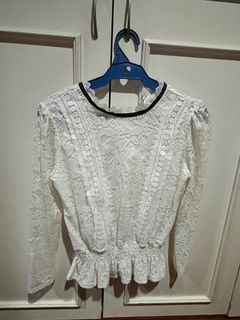 Floral blouse long sleeves