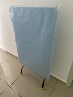 Folding Table