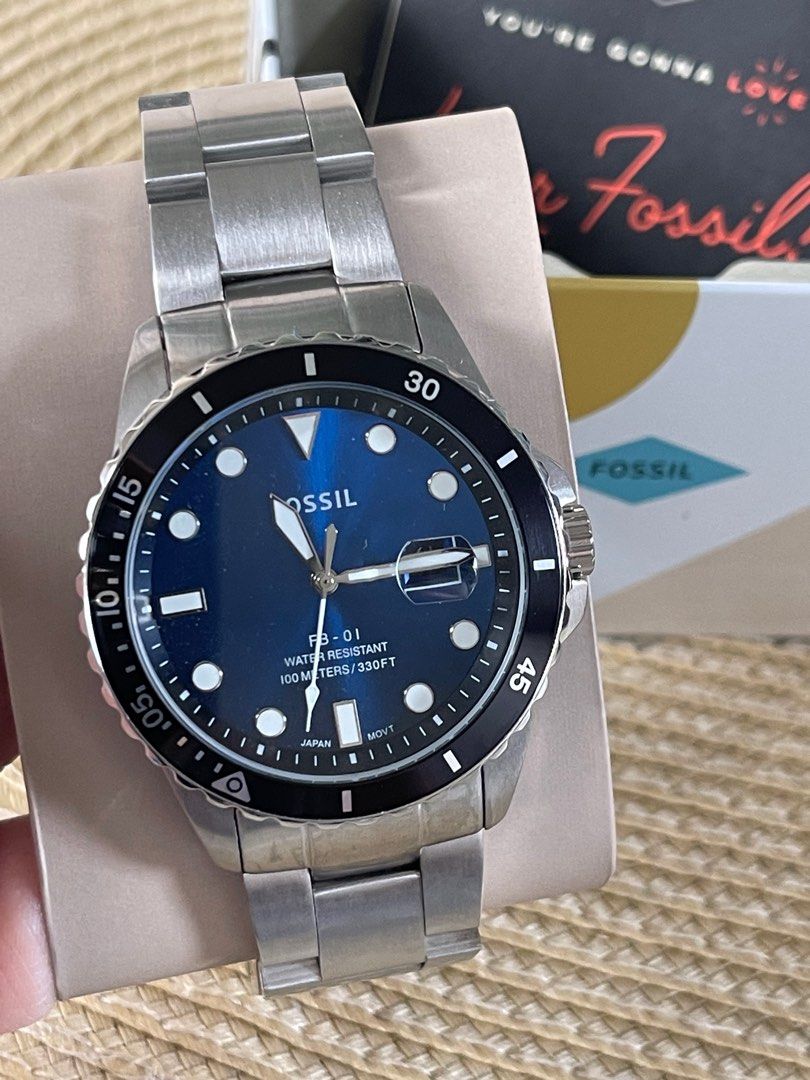 ??✈️Fossil US FB-01 Dive-inspired Silver Stainless Steel w/ Date Window  Men's Watch! Arrived from US!, Men's Fashion, Watches & Accessories, Watches  on Carousell