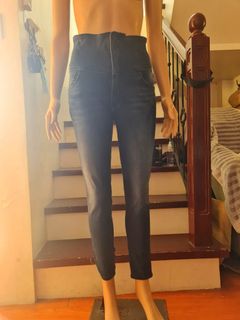 (Category: ) located in . Submitted by iConiC_Collection (Listing ID 1219946904, Image 1). Description: .