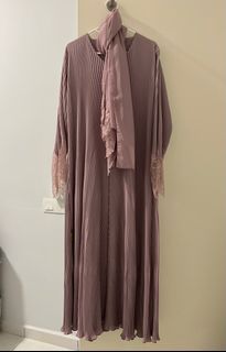 Fustan Pleated Abaya